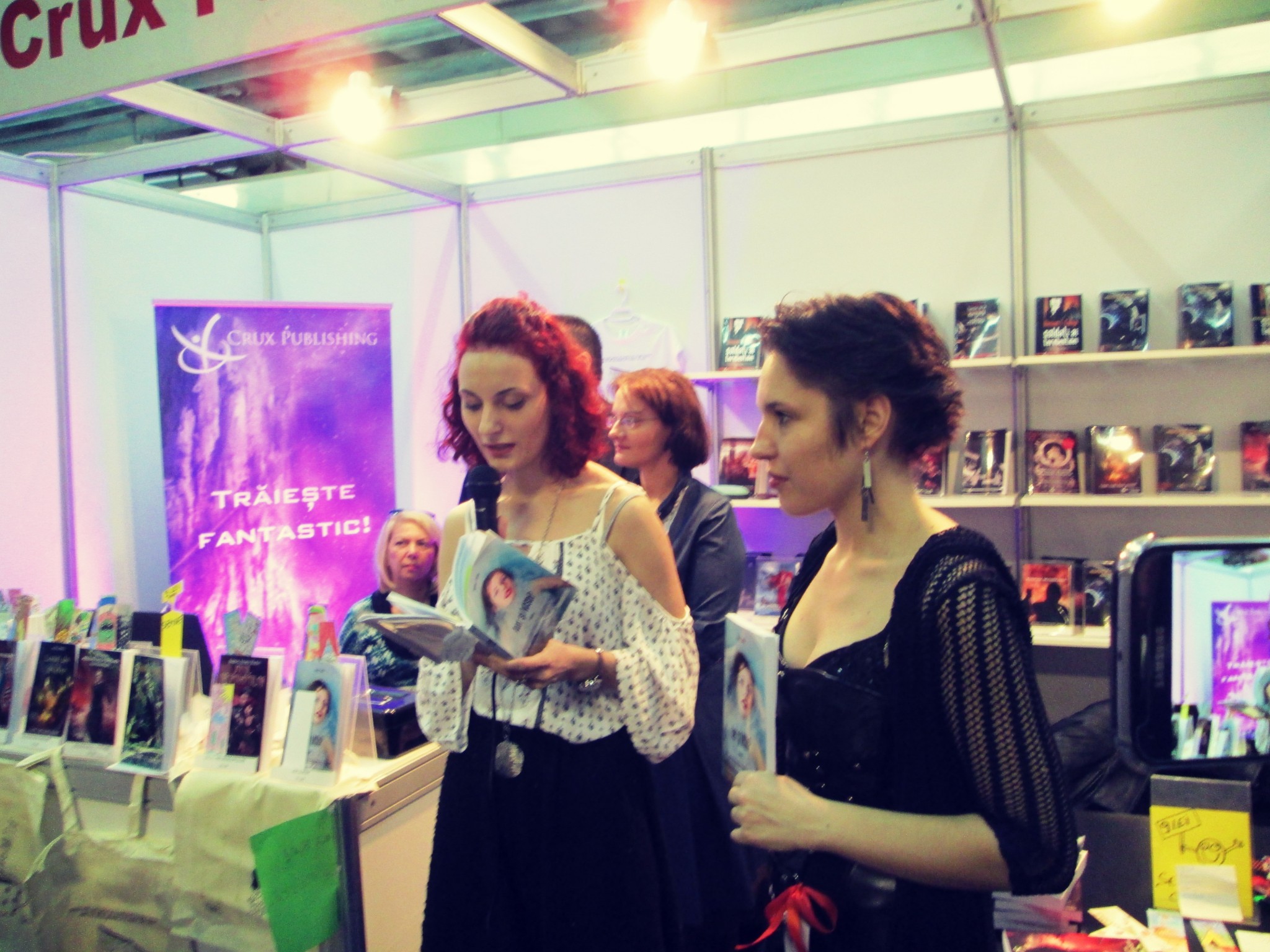 GAUDEAMUS 2016: Aer, MSbP și critică literară